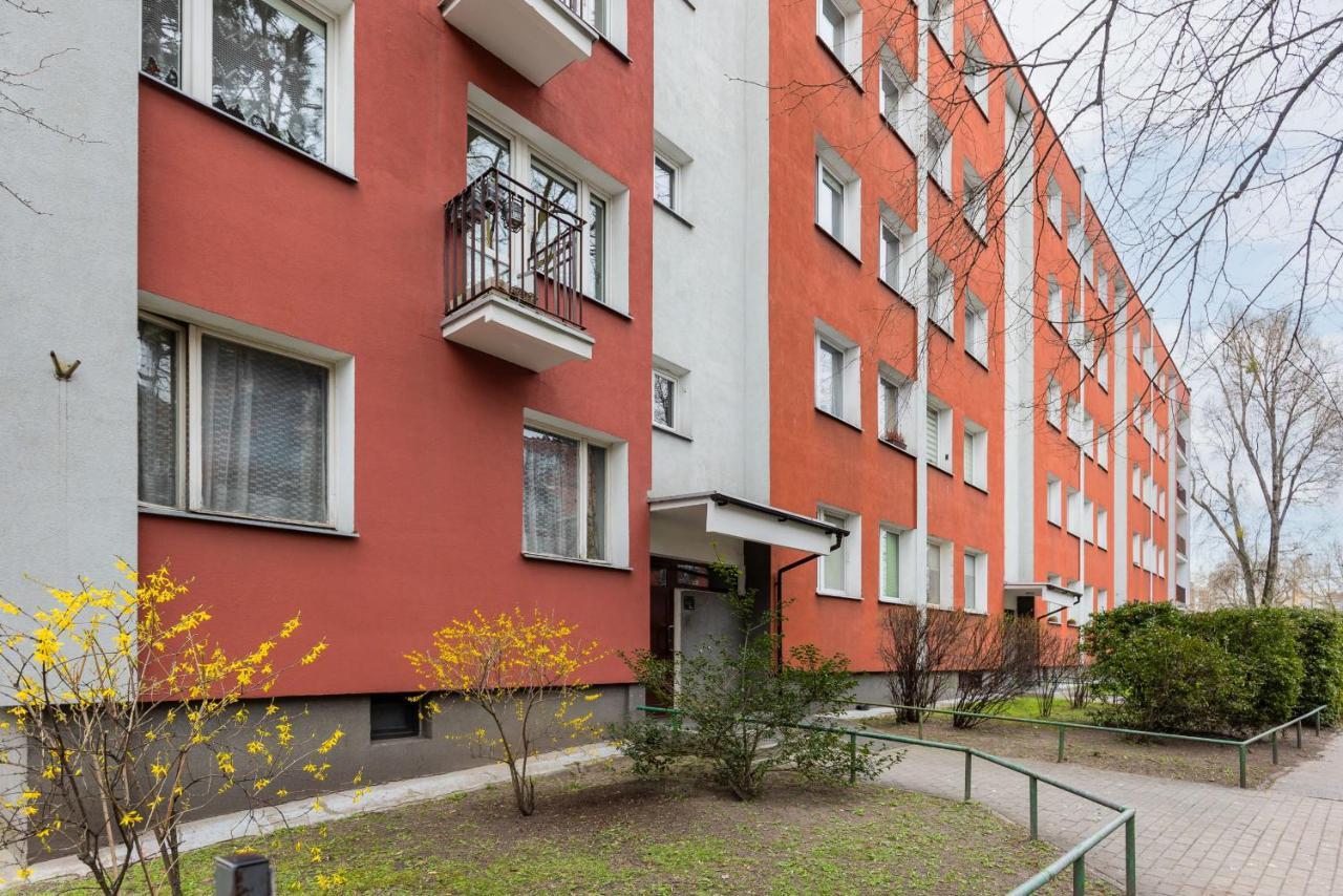 Apartment Light With Balcony By Renters Warschau